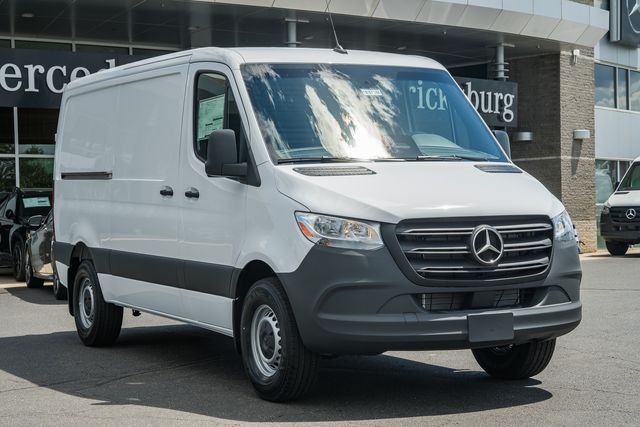 2026 Mercedes-Benz Sprinter 2500 144 WB's photo