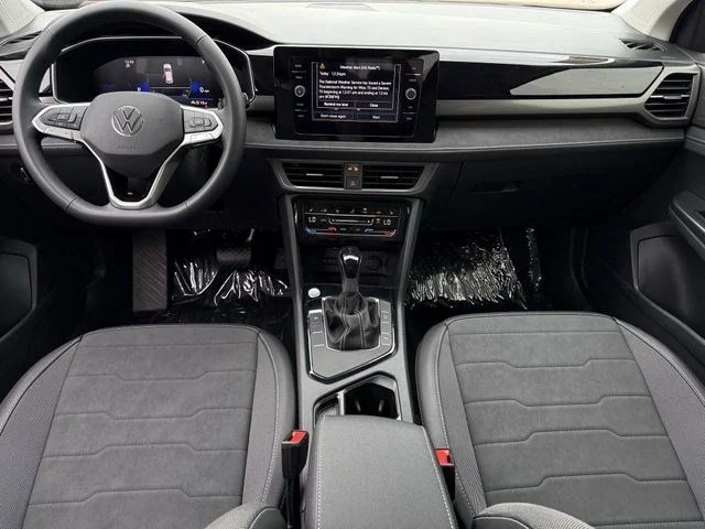 New 2026 White Volkswagen 1.5T SE Black image 8