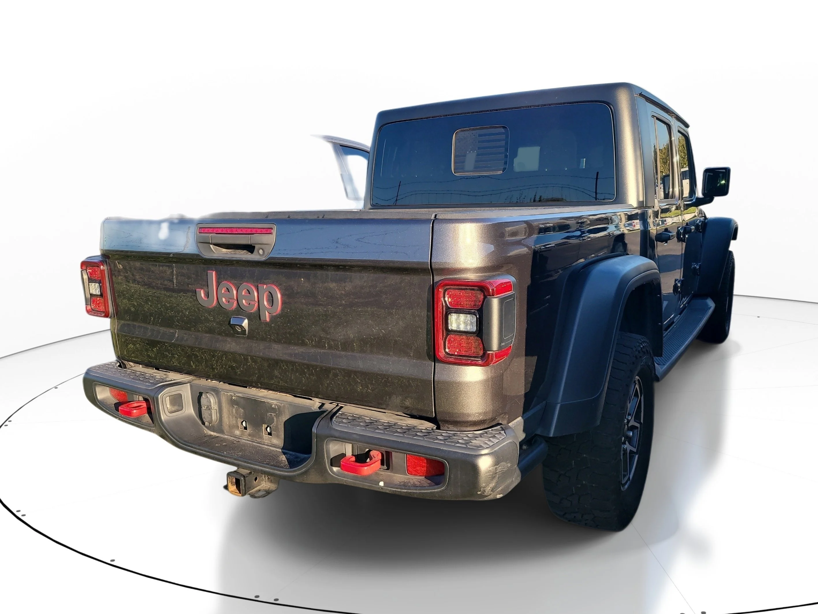 Used 2024 Granite Crystal Metallic Clearcoat Jeep Rubicon image 4