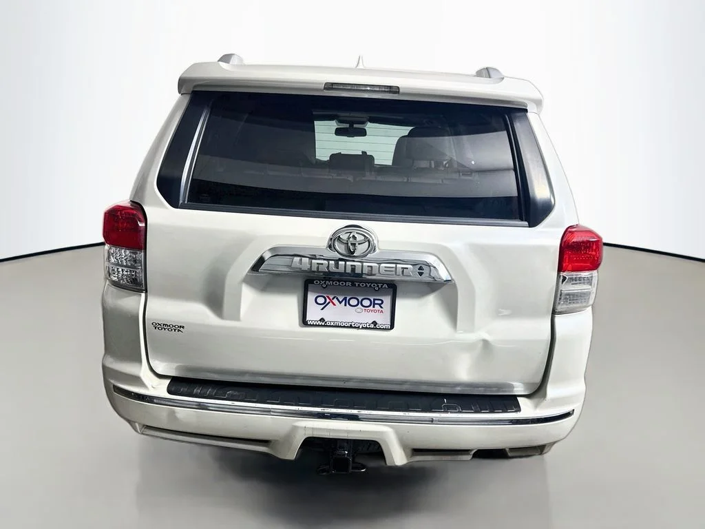 Used 2013 Blizzard Pearl Metallic Toyota Limited image 6