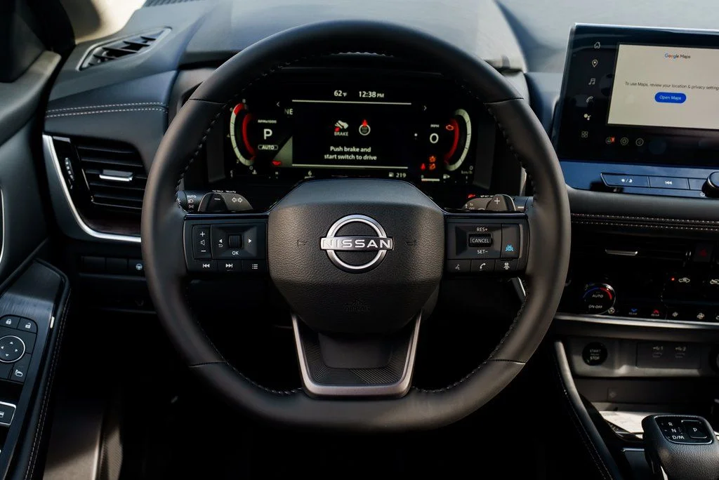 New 2026 Super Black Nissan Platinum image 12