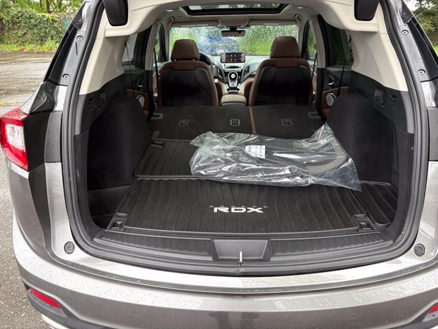 New 2026 Liquid Carbon Metallic Acura Technology Package image 23