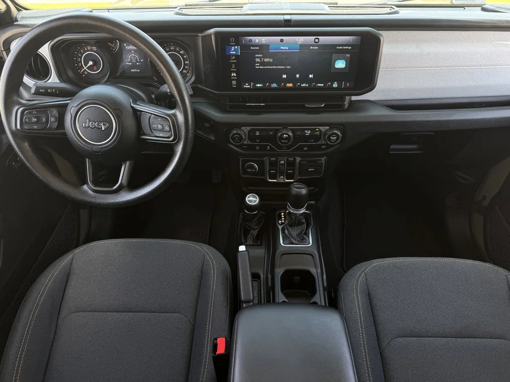 Used 2025 Green Jeep Nighthawk image 11