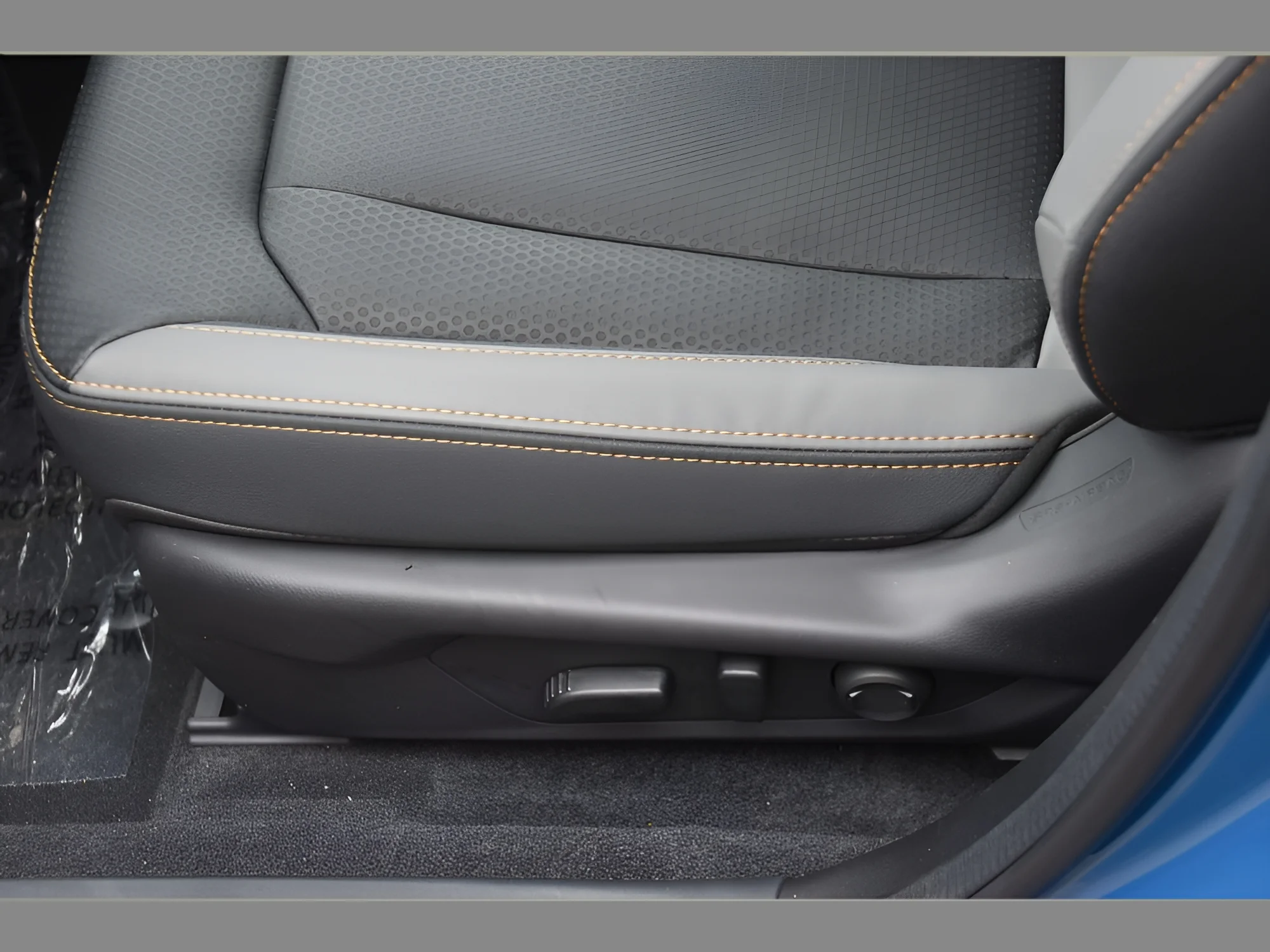 Used 2026 Geyser Blue Subaru Wilderness image 30