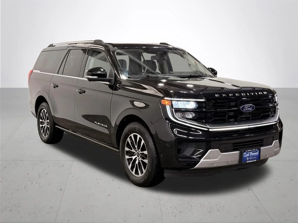 Used 2025 Black Ford Platinum image 9