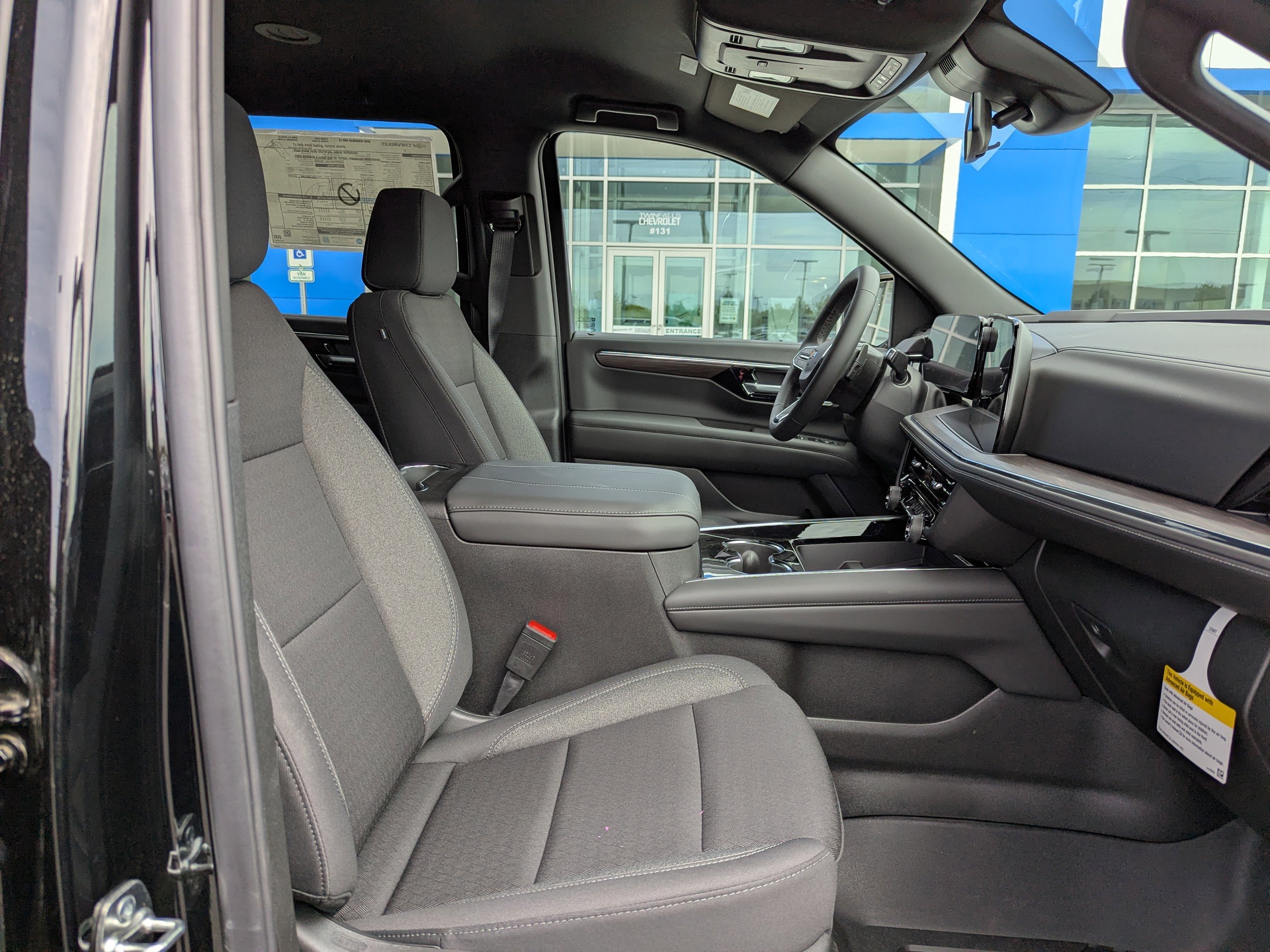 2026 Chevrolet Suburban LS - Photo 44