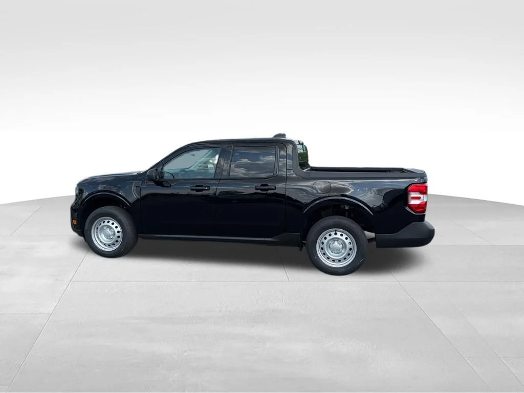 New 2026 Shadow Black Ford XL image 9