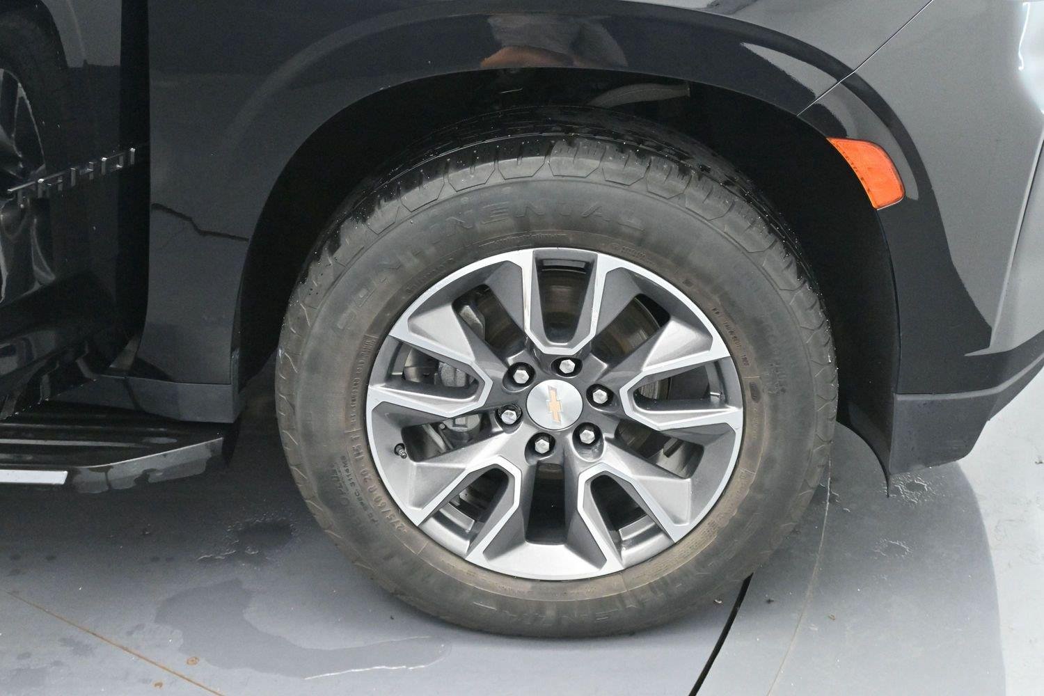Used 2023 BLACK Chevrolet LT image 43