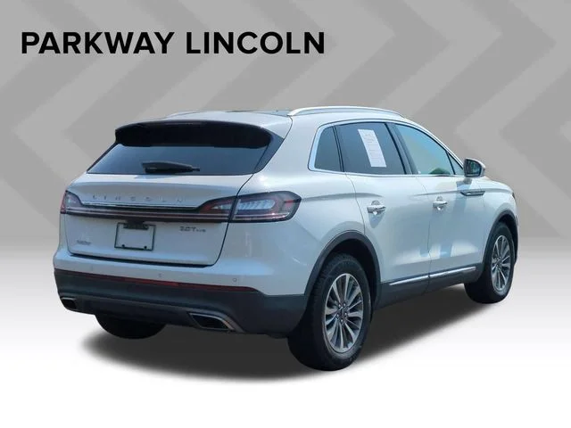 Used 2020 White Lincoln Reserve image 5