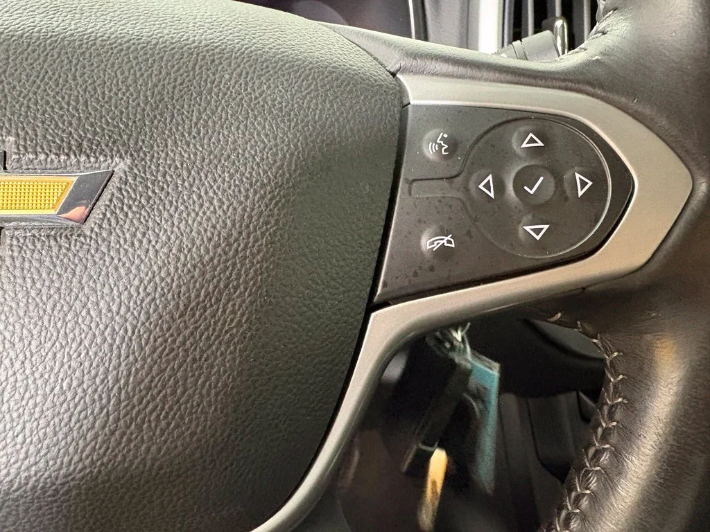 Used 2022 Black Chevrolet LT image 28