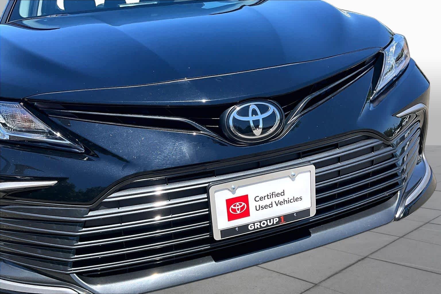 Certified Used 2022 Midnight Black Metallic Toyota LE image 29