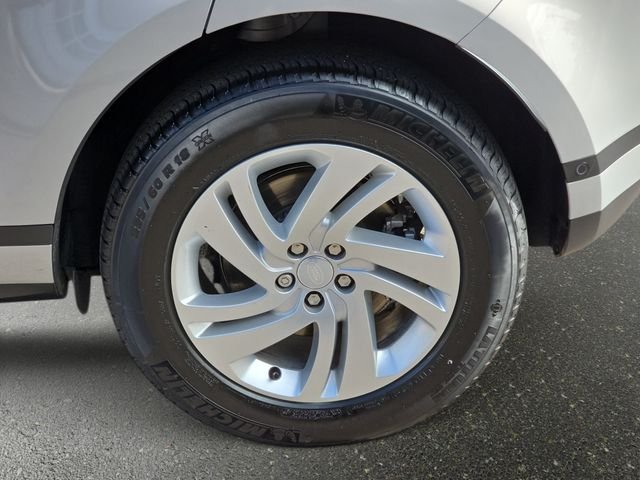 Certified Used 2025 Silver Land Rover S image 35