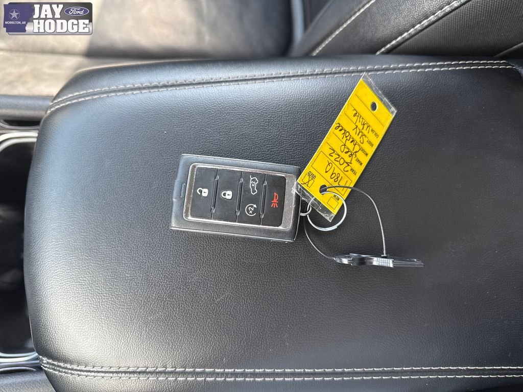 Used 2022 White Jeep Limited image 14