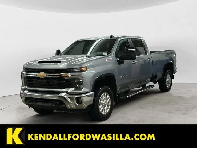 2026 Chevrolet Silverado HD LT 4WD Crew Cab Standard Box SRW's photo