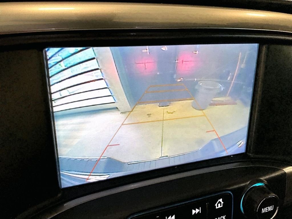 Used 2018 Gray Chevrolet LT image 19