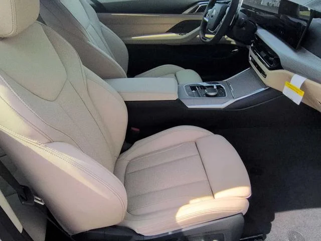 New 2027 Mineral White Metallic BMW 430i xDrive image 17