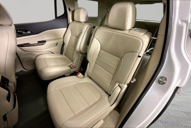 Used 2020 White GMC Denali image 13