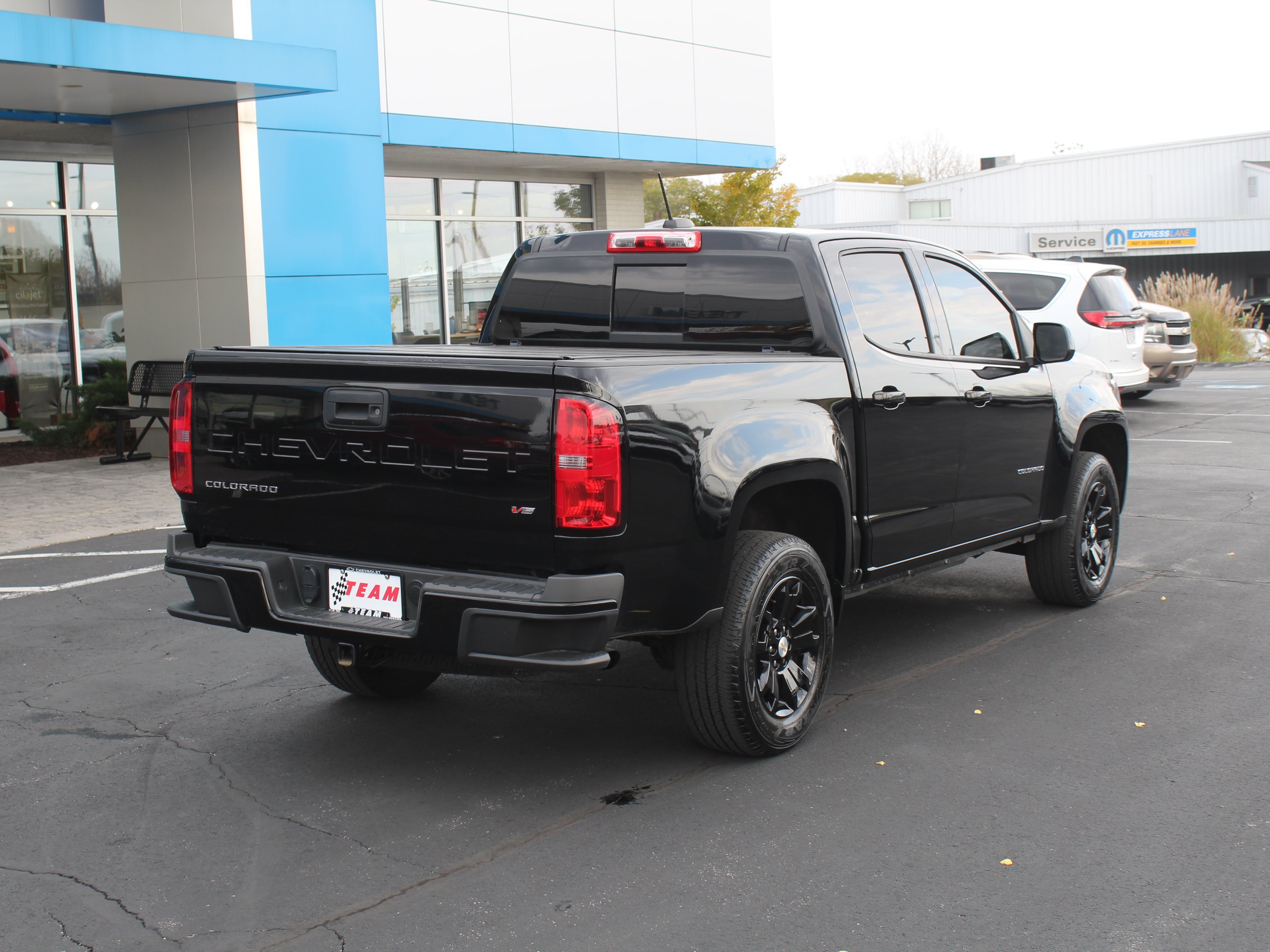 Used 2022 BLACK Chevrolet 2WD LT image 6