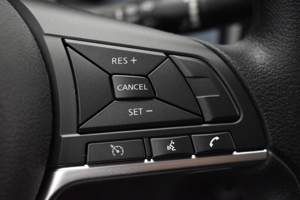2025 Nissan Versa Sedan SV - Photo 17