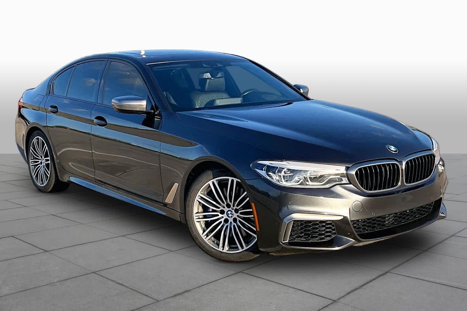 Used 2020 Dark Graphite Metallic BMW M550i xDrive image 3
