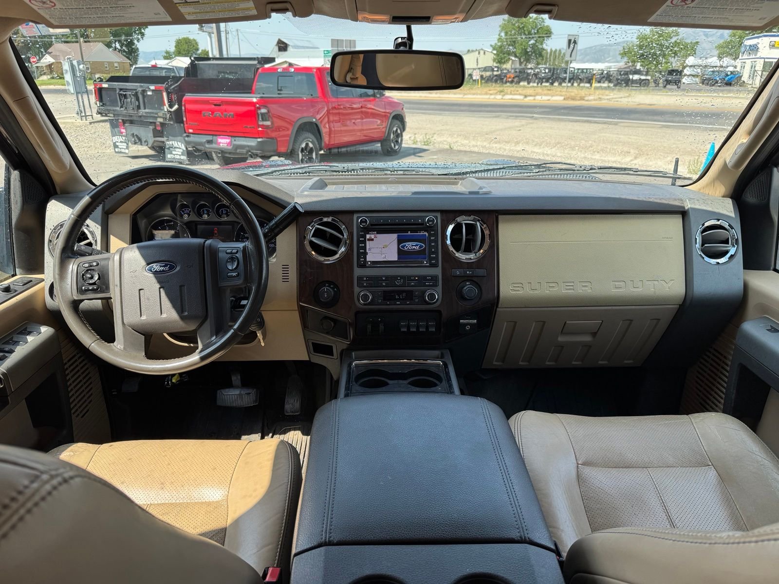 Used 2011  Ford Lariat image 13