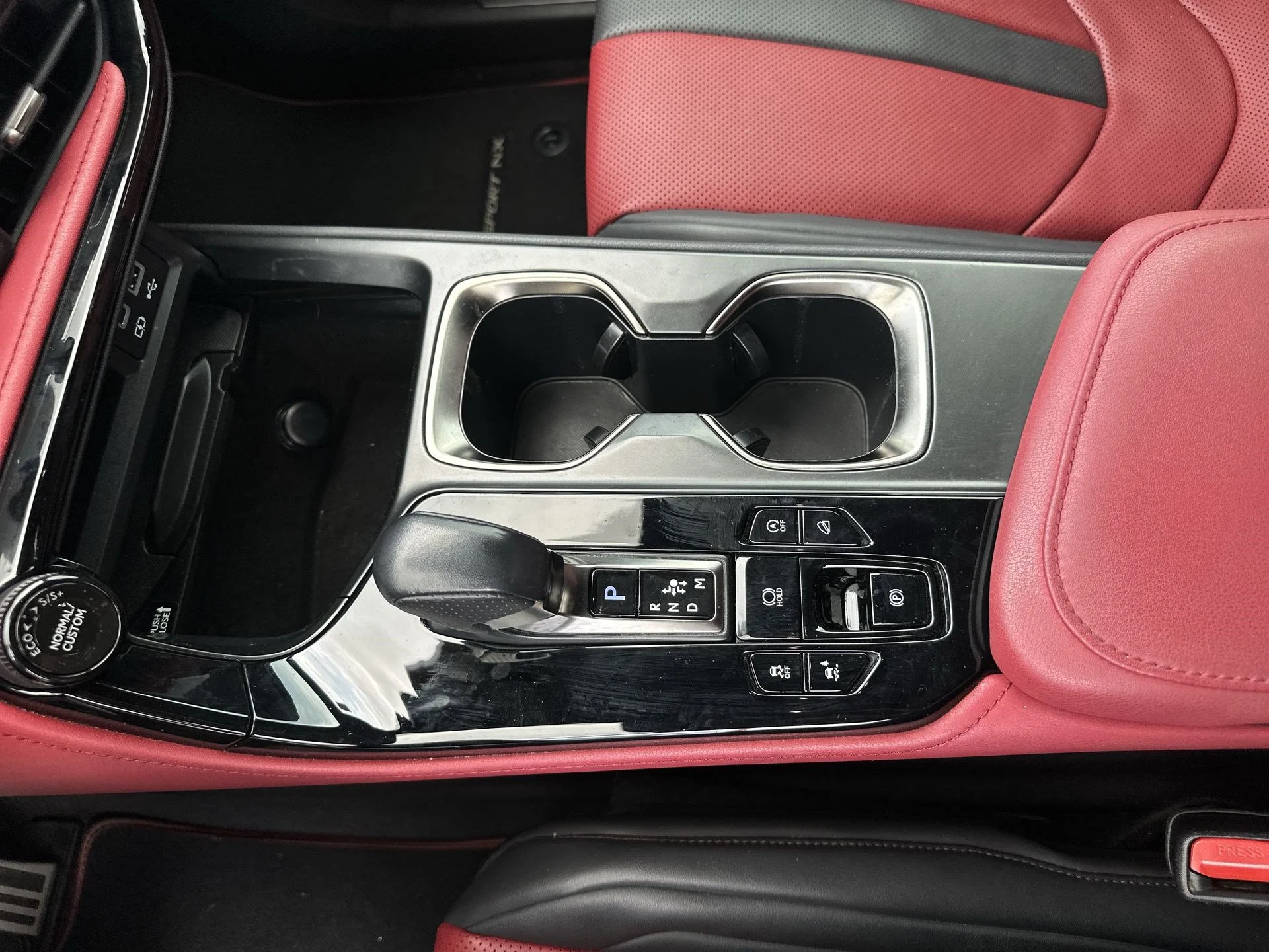 Used 2022 Ultra White Lexus NX 350 F SPORT Handling image 20