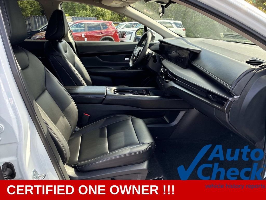Used 2025 White Nissan SV image 10
