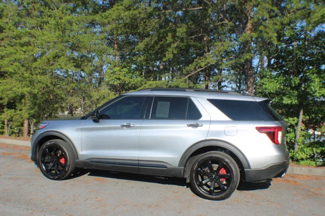 Used 2024 Iconic Silver Metallic Ford ST image 3