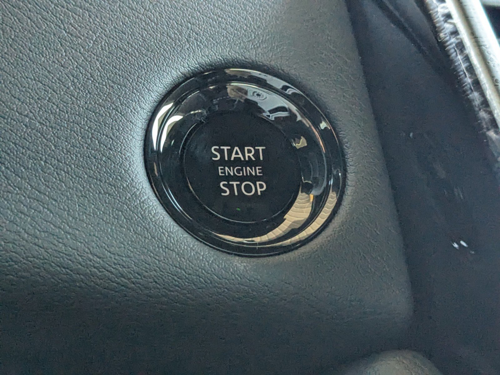 2026 Nissan Armada Platinum - Photo 25