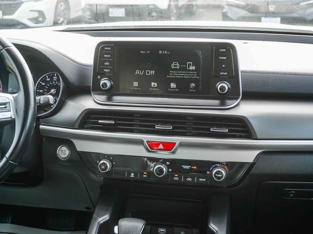 Used 2020 White Kia LX image 15