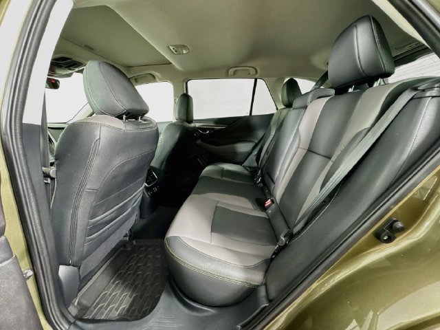 Used 2025 Green Subaru Onyx Edition XT image 42