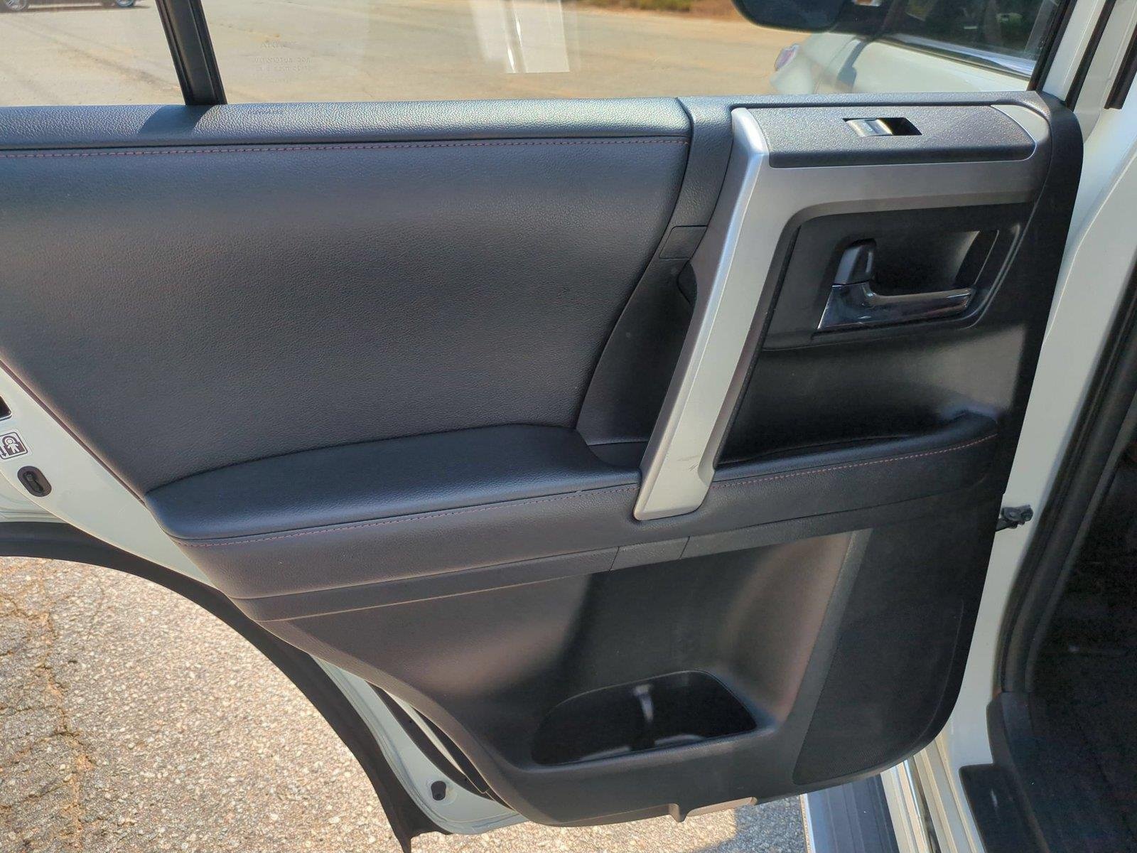 Used 2019 Blizzard Pearl Toyota Limited image 30