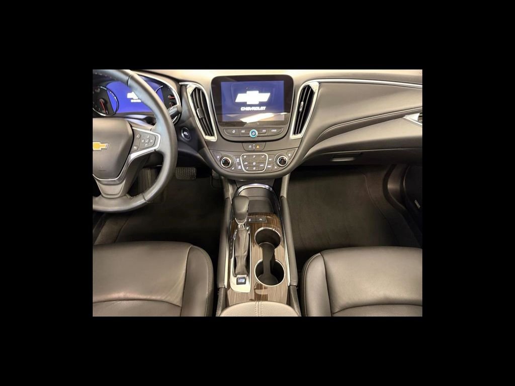 Used 2024 Gray Chevrolet LT image 16