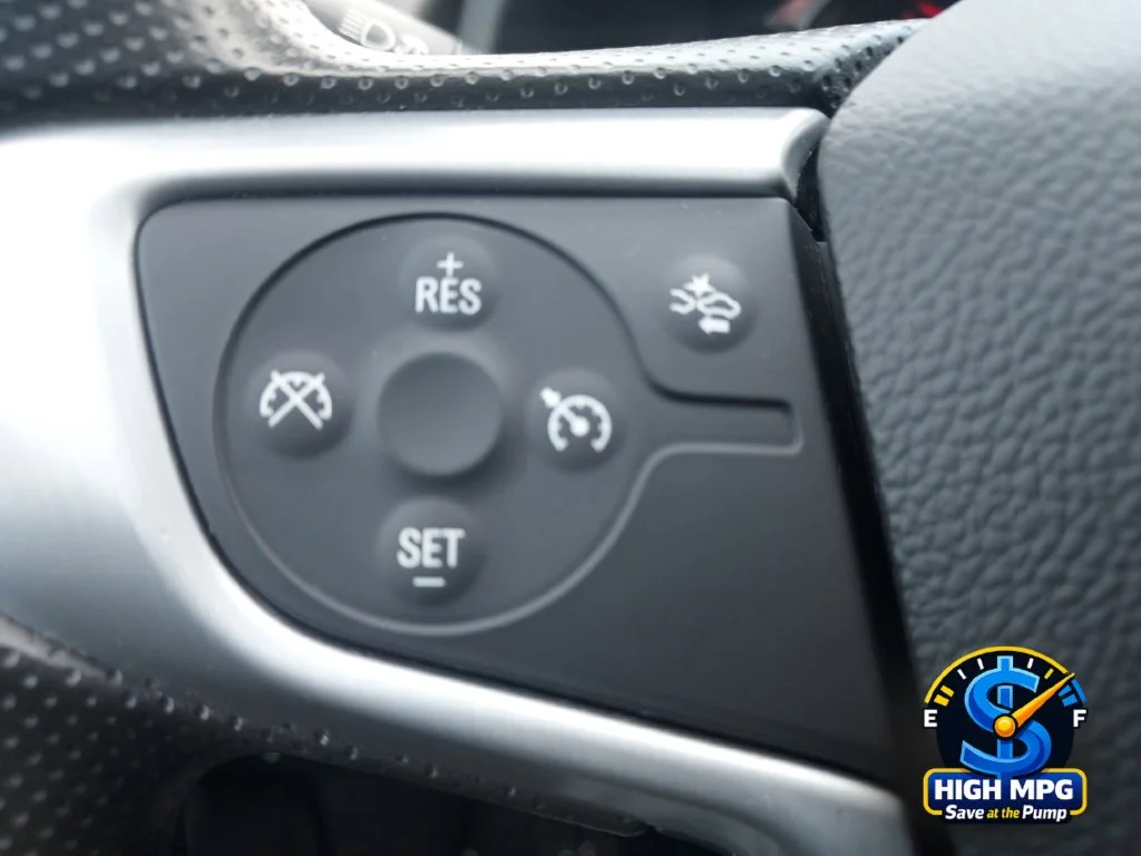 Used 2023 Silver GMC SLE image 23