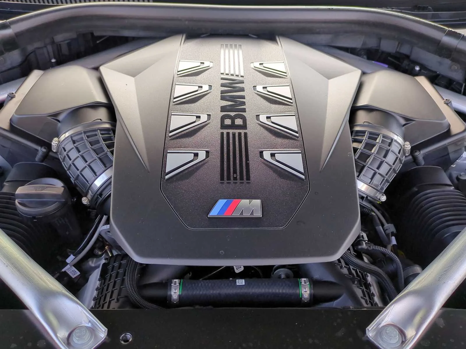 New 2026 Brooklyn Grey Metallic BMW M60i image 14