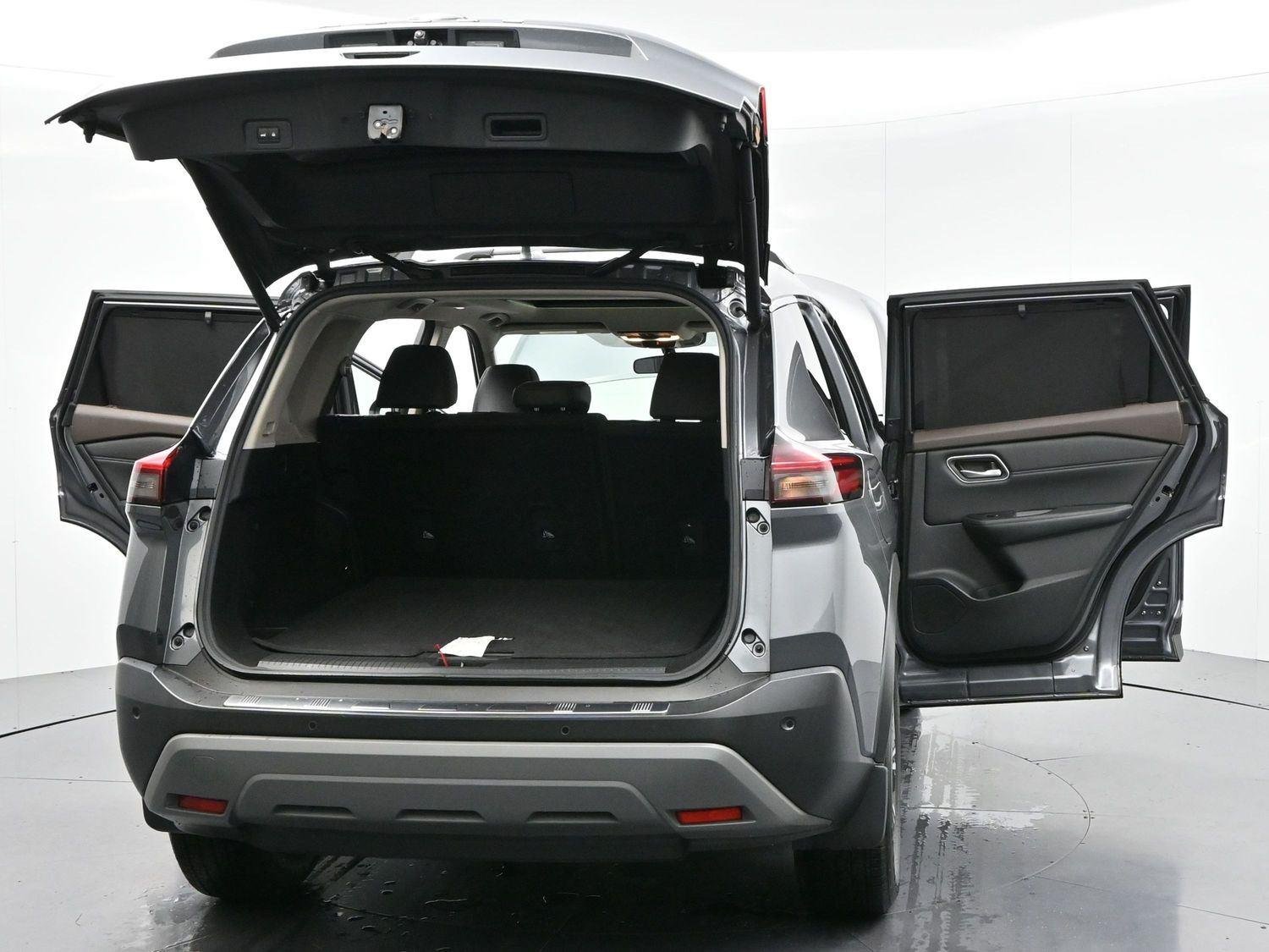 Used 2021 Gun Metallic Nissan SV image 42