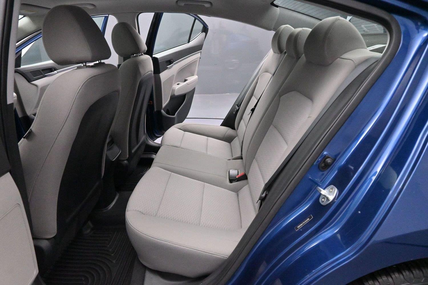 Used 2020 Lakeside Blue Hyundai Value Edition image 29