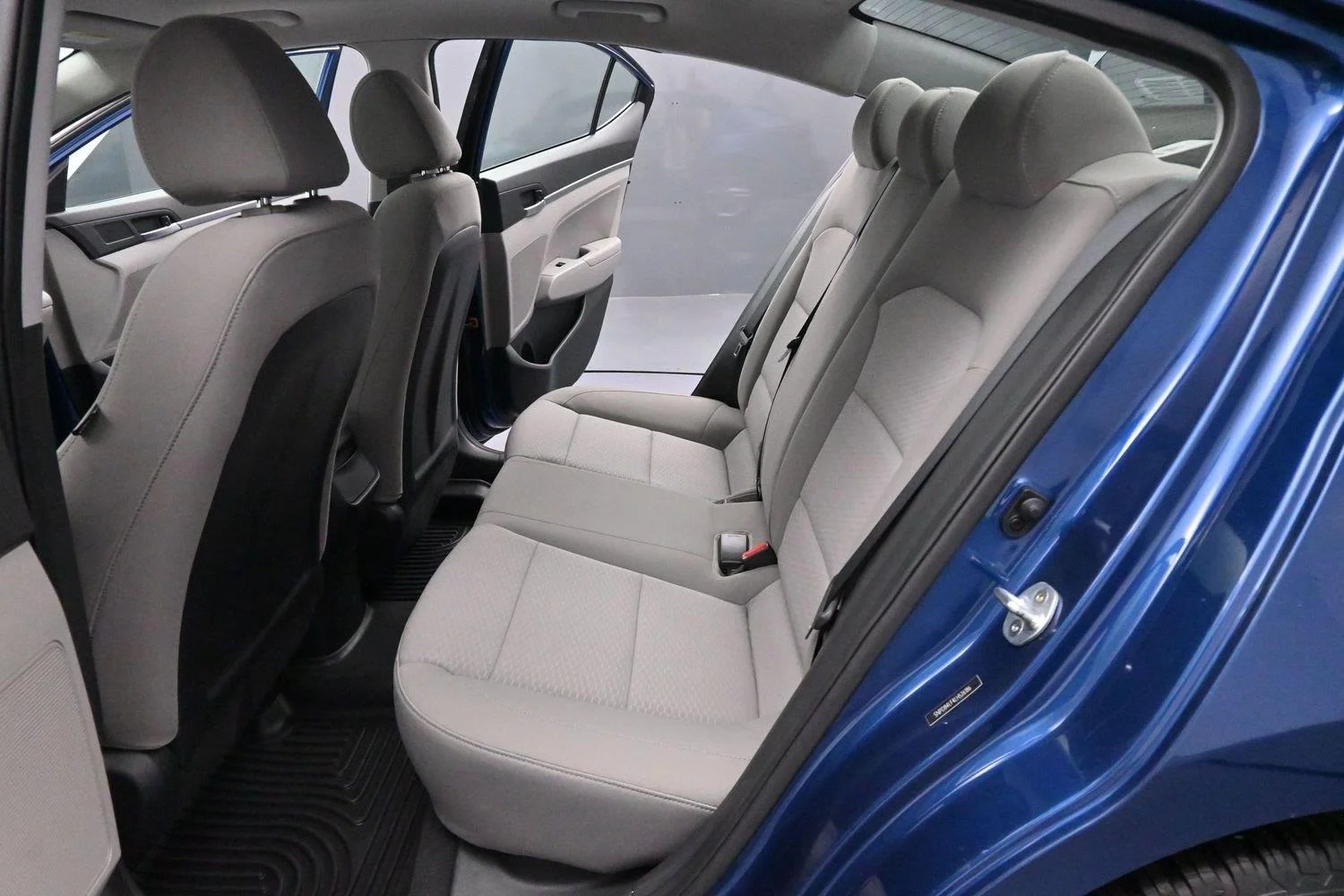 Used 2020 Lakeside Blue Hyundai Value Edition image 29
