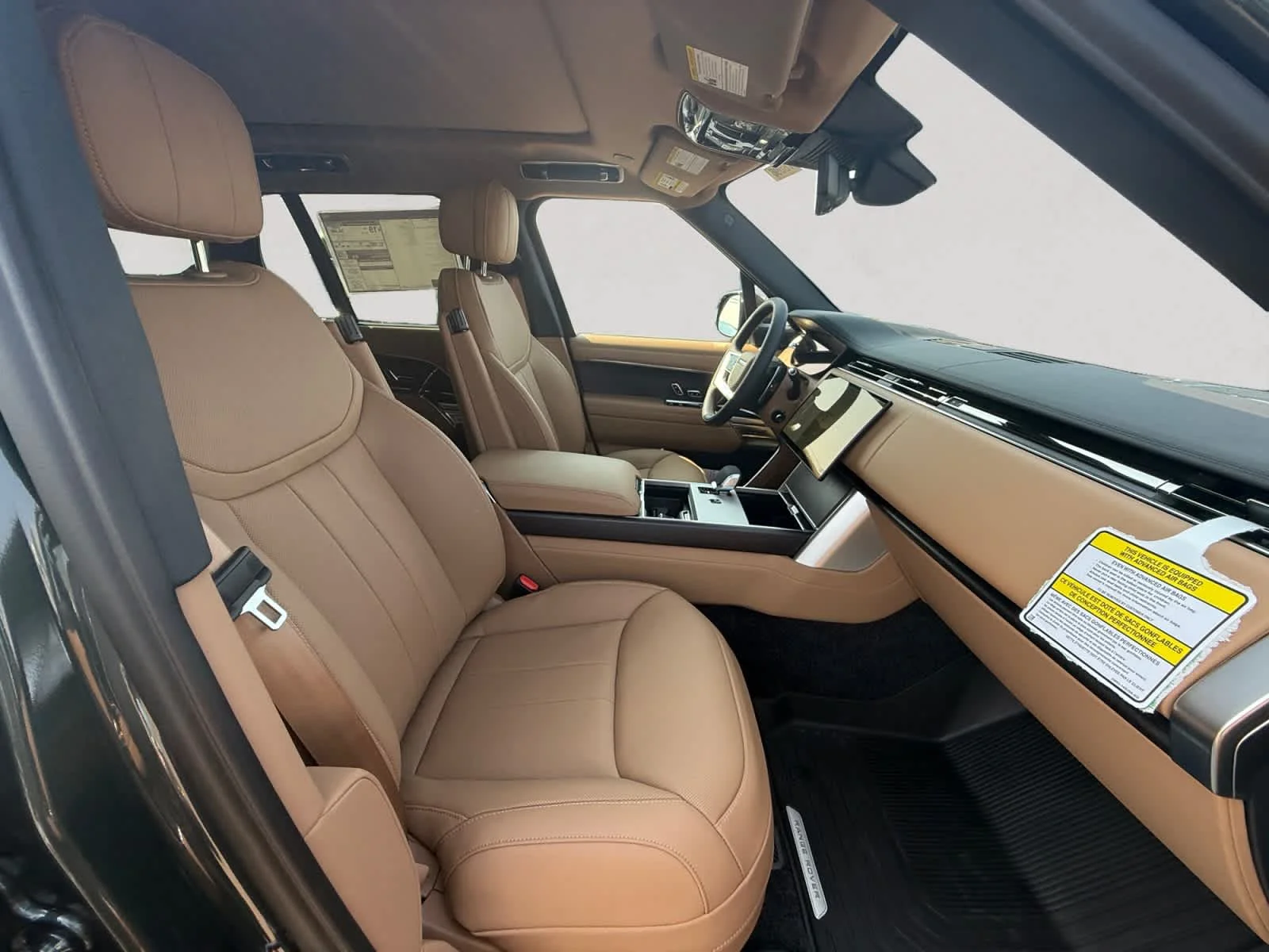 New 2026 Belgravia Green Land Rover SE image 15
