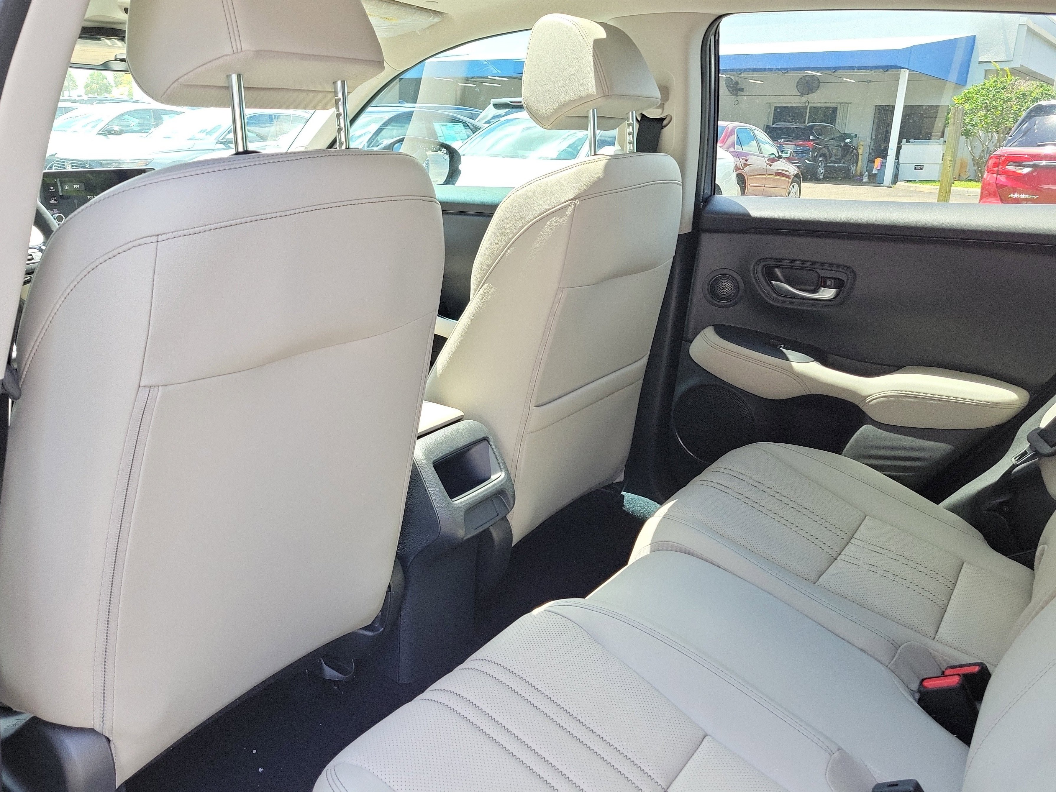 New 2027 Platinum White Pearl Honda EX-L image 11