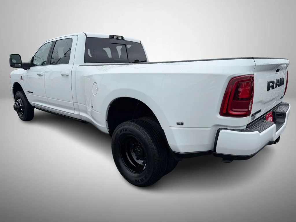 New 2026 Bright White Clear-Coat Exterior Paint RAM Laramie image 4