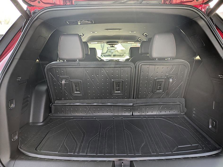 2023 Chevrolet Traverse RS - Photo 31