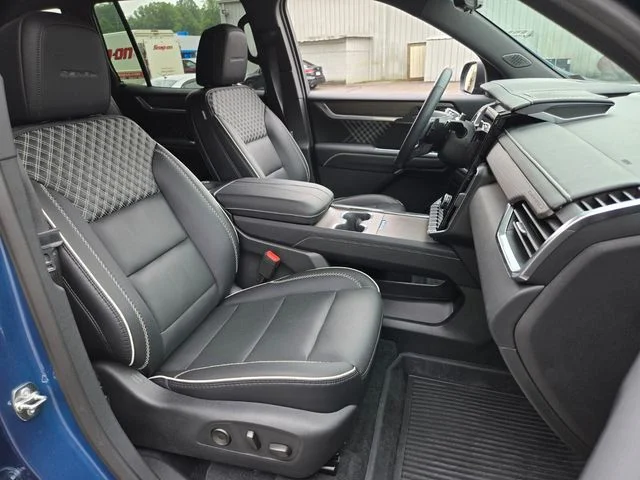 Used 2026 Blue GMC Denali image 22