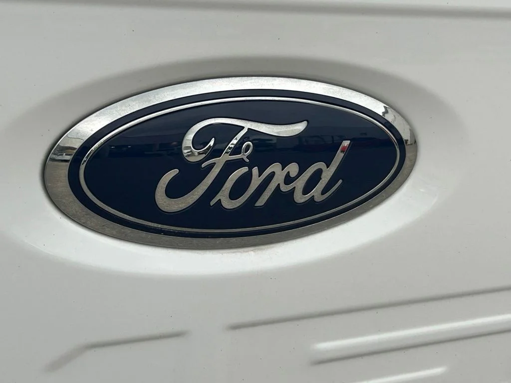 Used 2023 Oxford White Ford XL image 23