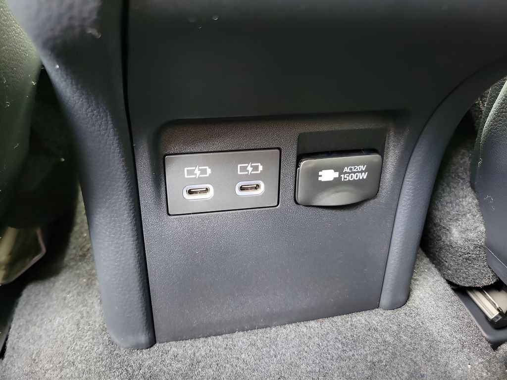 2026 Toyota Prius Plug-in Hybrid XSE Premium - Photo 7