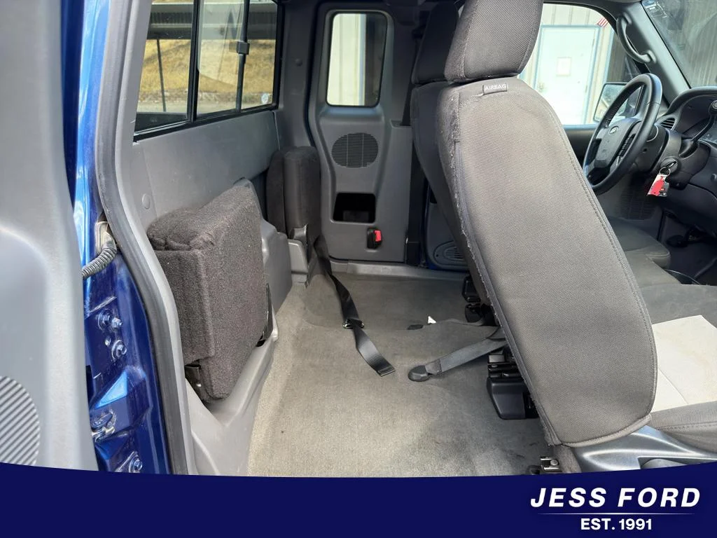 Used 2010 Blue Ford Sport image 15