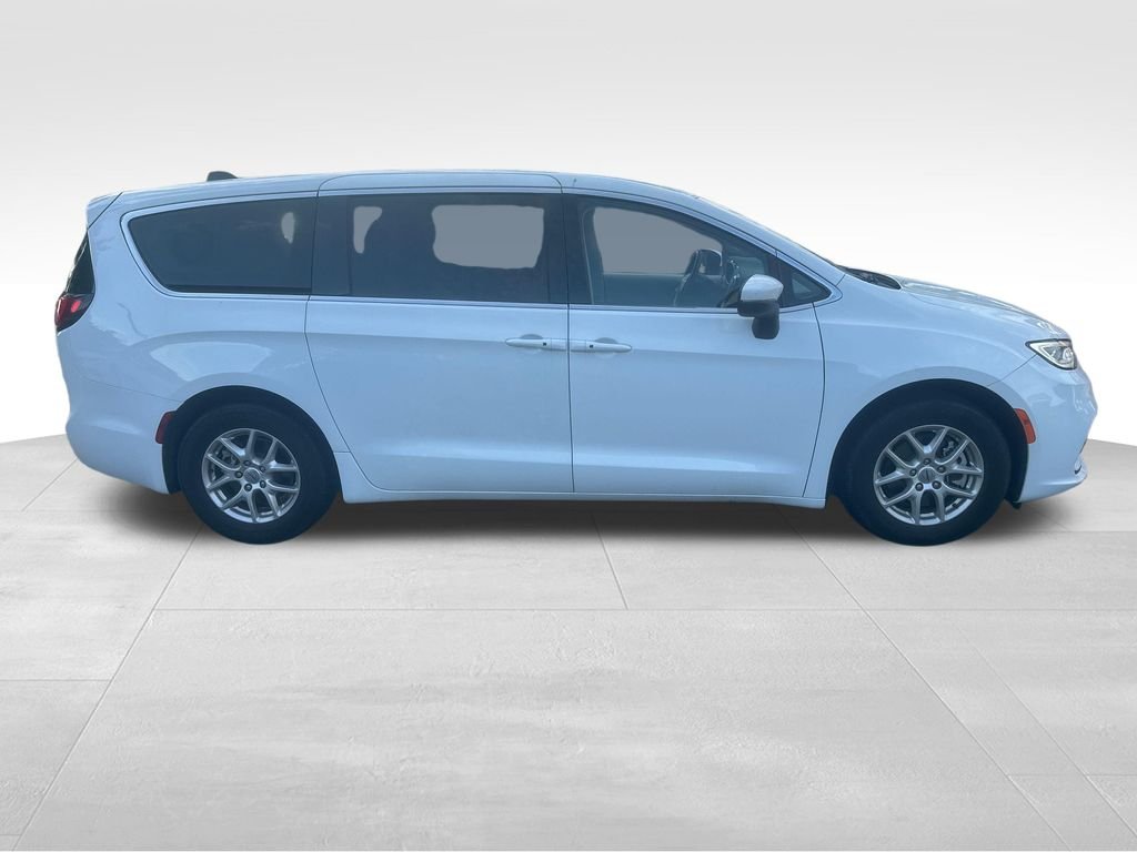 Used 2023 White Chrysler Touring L image 26