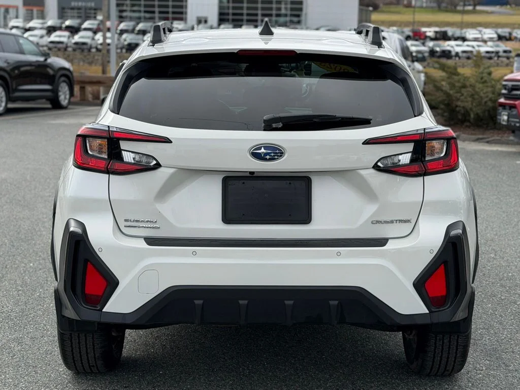 Used 2025 White Subaru Limited image 4