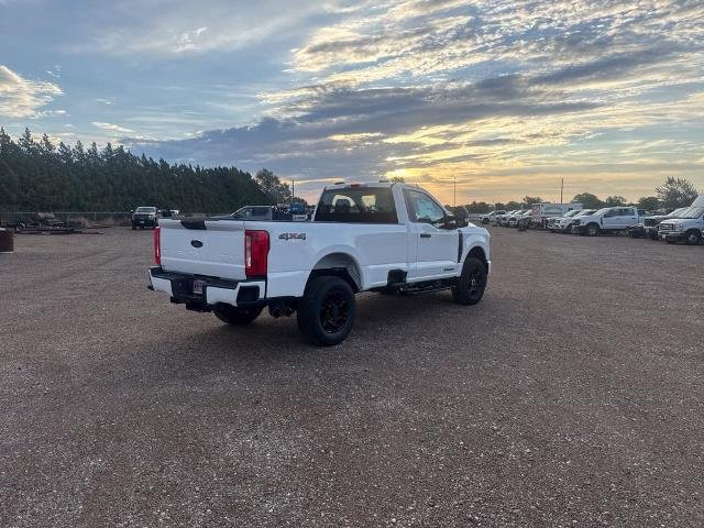 New 2026 Oxford White Ford XL image 43