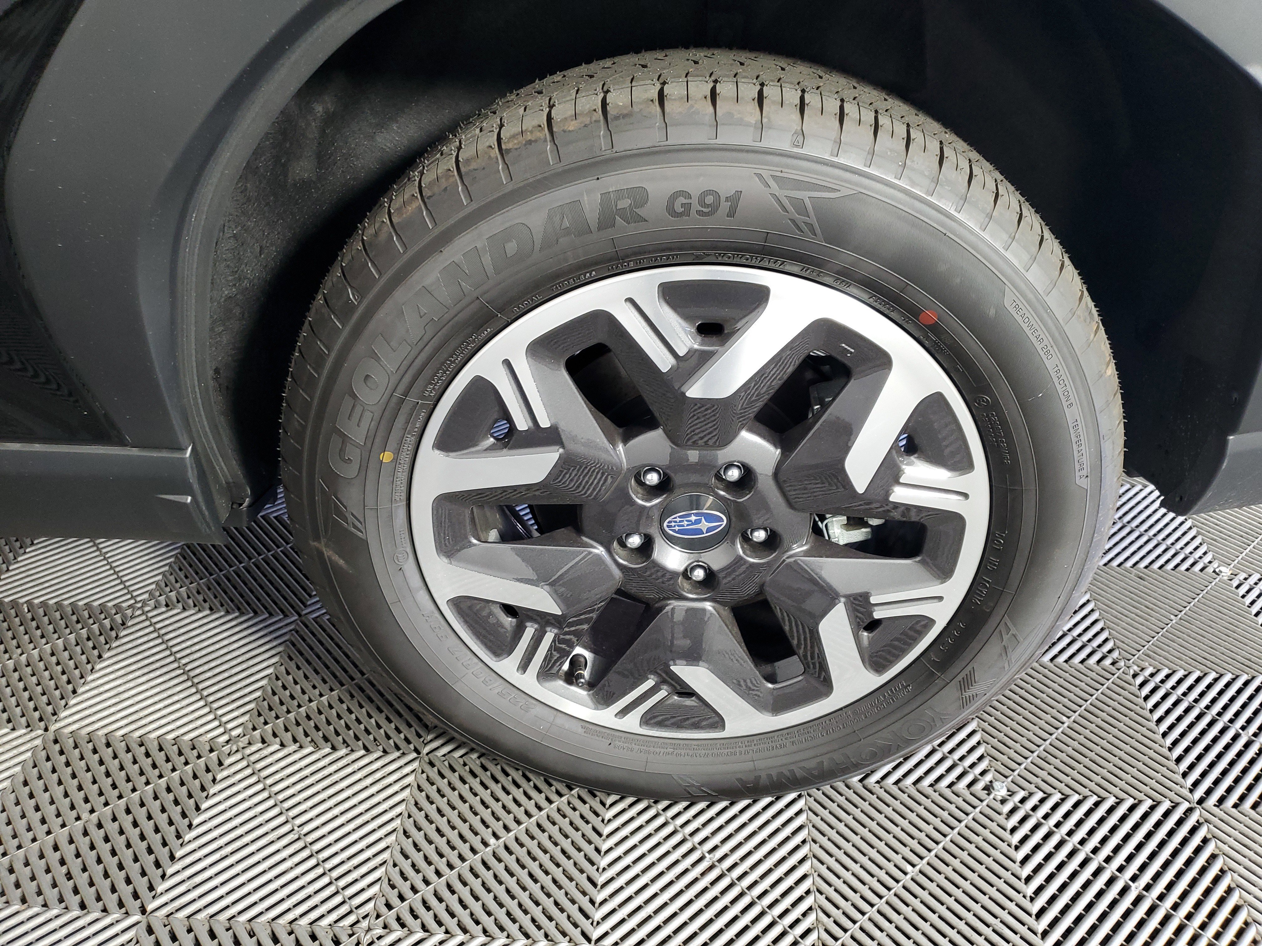 2026 Subaru Forester Premium - Photo 32